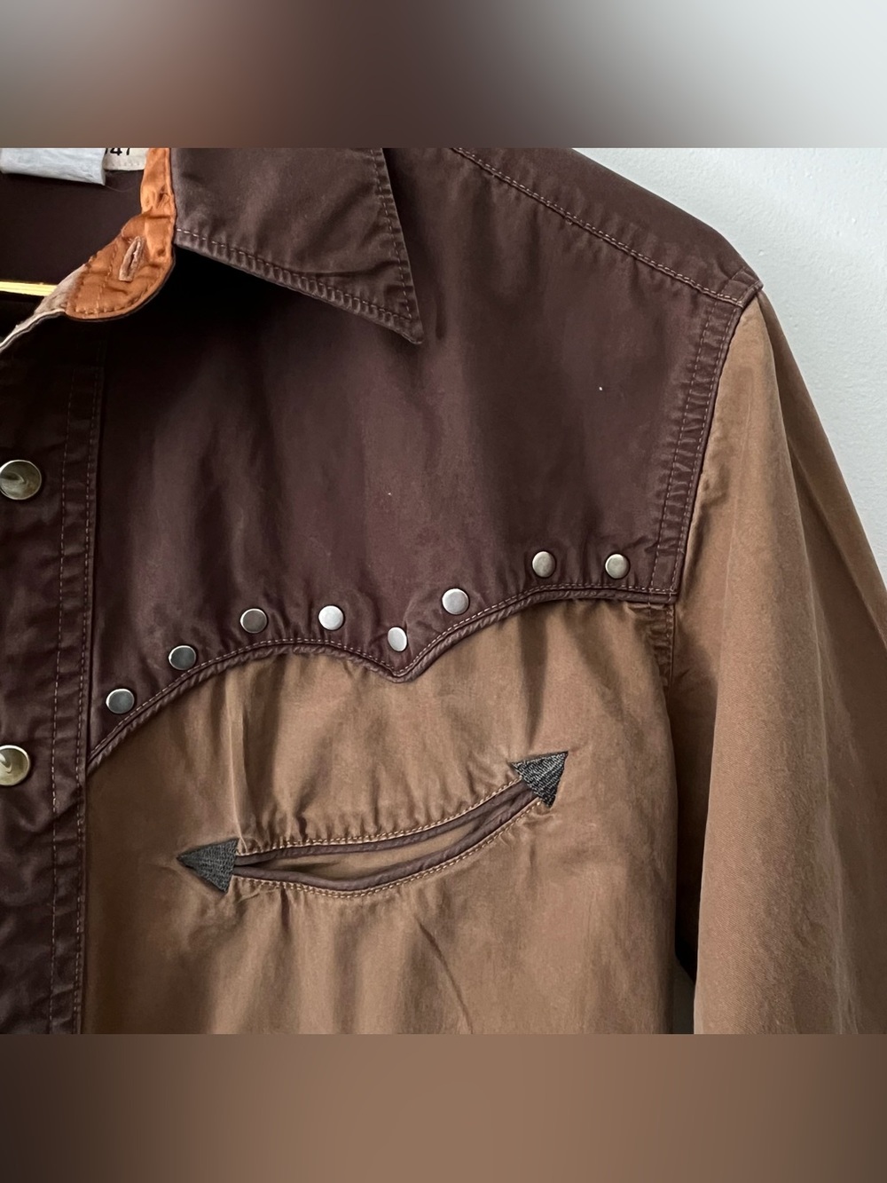 Men's Vtg Wrangler TwoTone Brown Pearl Snap Studded Western Cowboy Ranch Shirt S - Picture 2 of 11